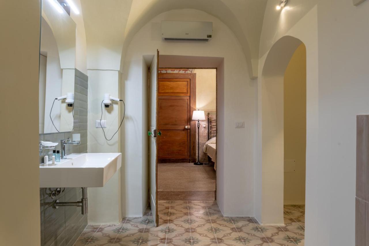 Il Cavaliere Al Borgo Antico Hotel Copertino Eksteriør billede