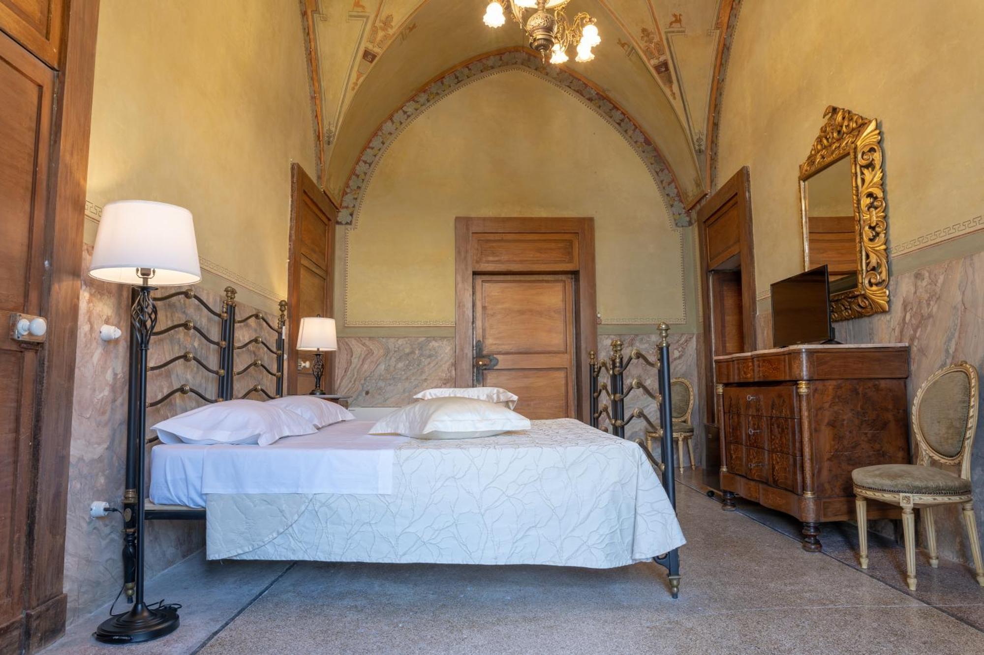 Il Cavaliere Al Borgo Antico Hotel Copertino Eksteriør billede